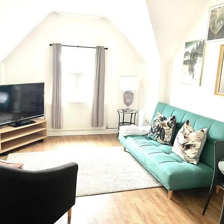 Koala & Tree - 2 Bedroom In City Centre - Short Lets & Serviced Accommodation Cambridge Exterior foto