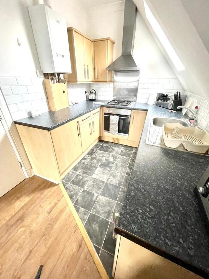 Koala & Tree - 2 Bedroom In City Centre - Short Lets & Serviced Accommodation Cambridge Exterior foto