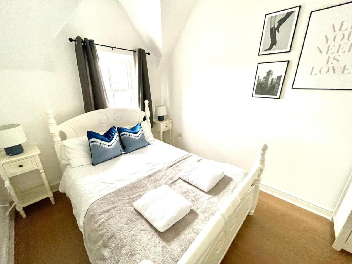 Koala & Tree - 2 Bedroom In City Centre - Short Lets & Serviced Accommodation Cambridge Exterior foto