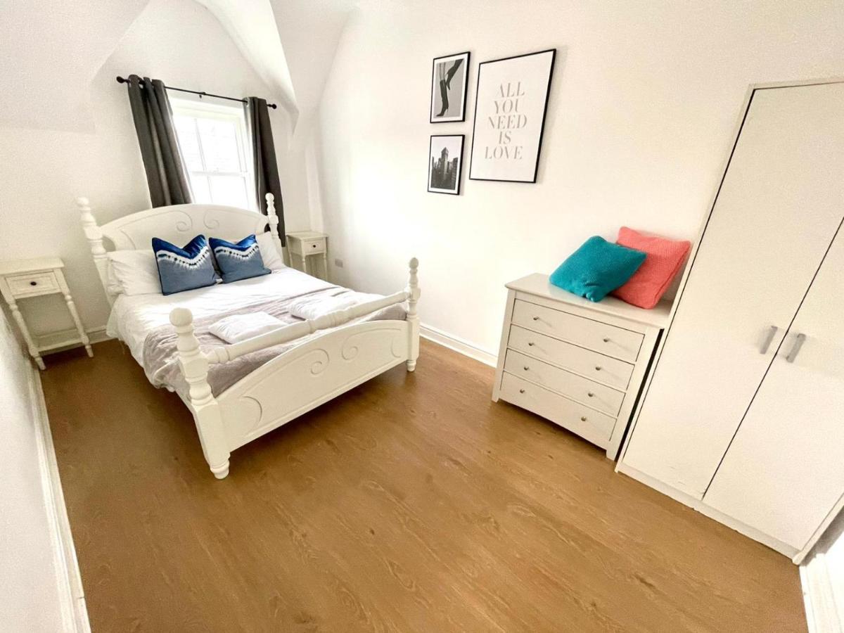 Koala & Tree - 2 Bedroom In City Centre - Short Lets & Serviced Accommodation Cambridge Exterior foto