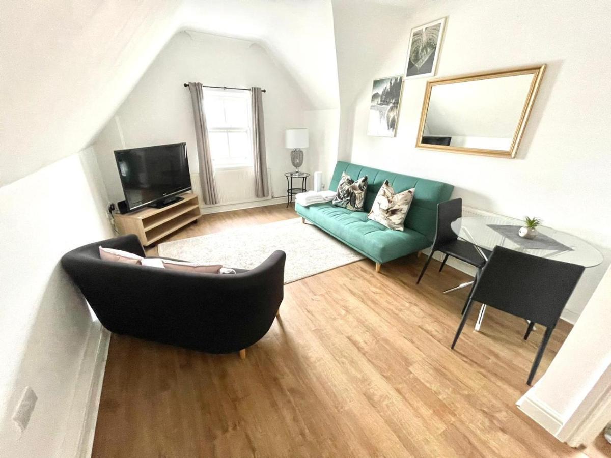 Koala & Tree - 2 Bedroom In City Centre - Short Lets & Serviced Accommodation Cambridge Exterior foto